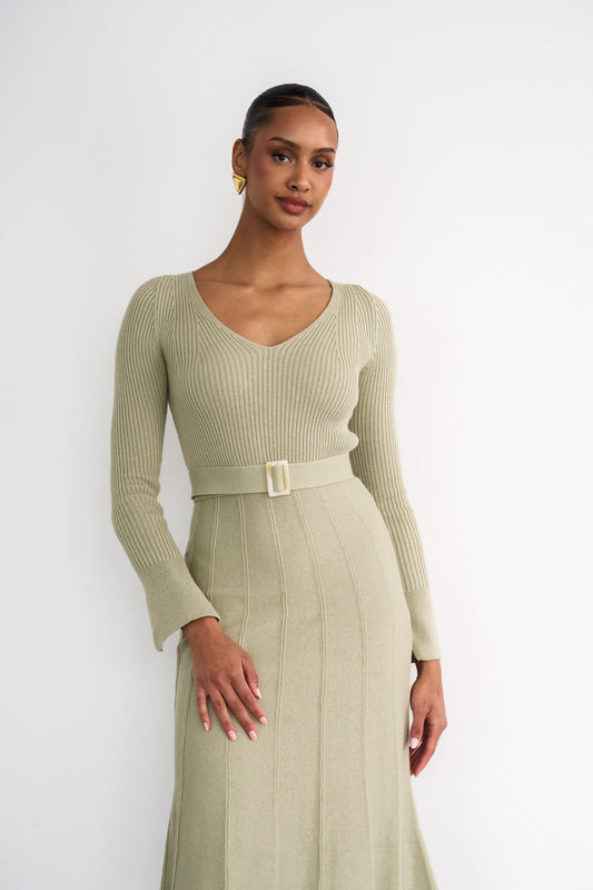 Elegant Flared Midi Dress in Olive